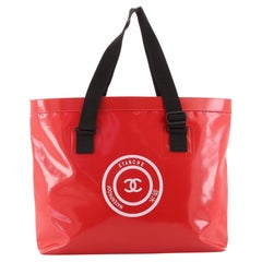 Chanel: große wasserdichte Strandtasche aus Vinyl