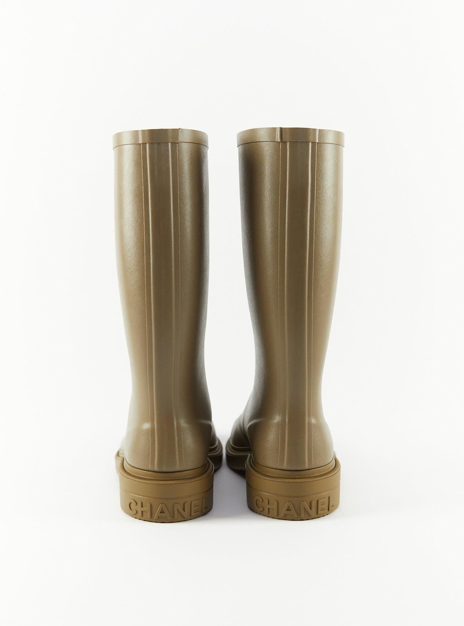 CHANEL WELLIES Khaki - Size 38 For Sale 1