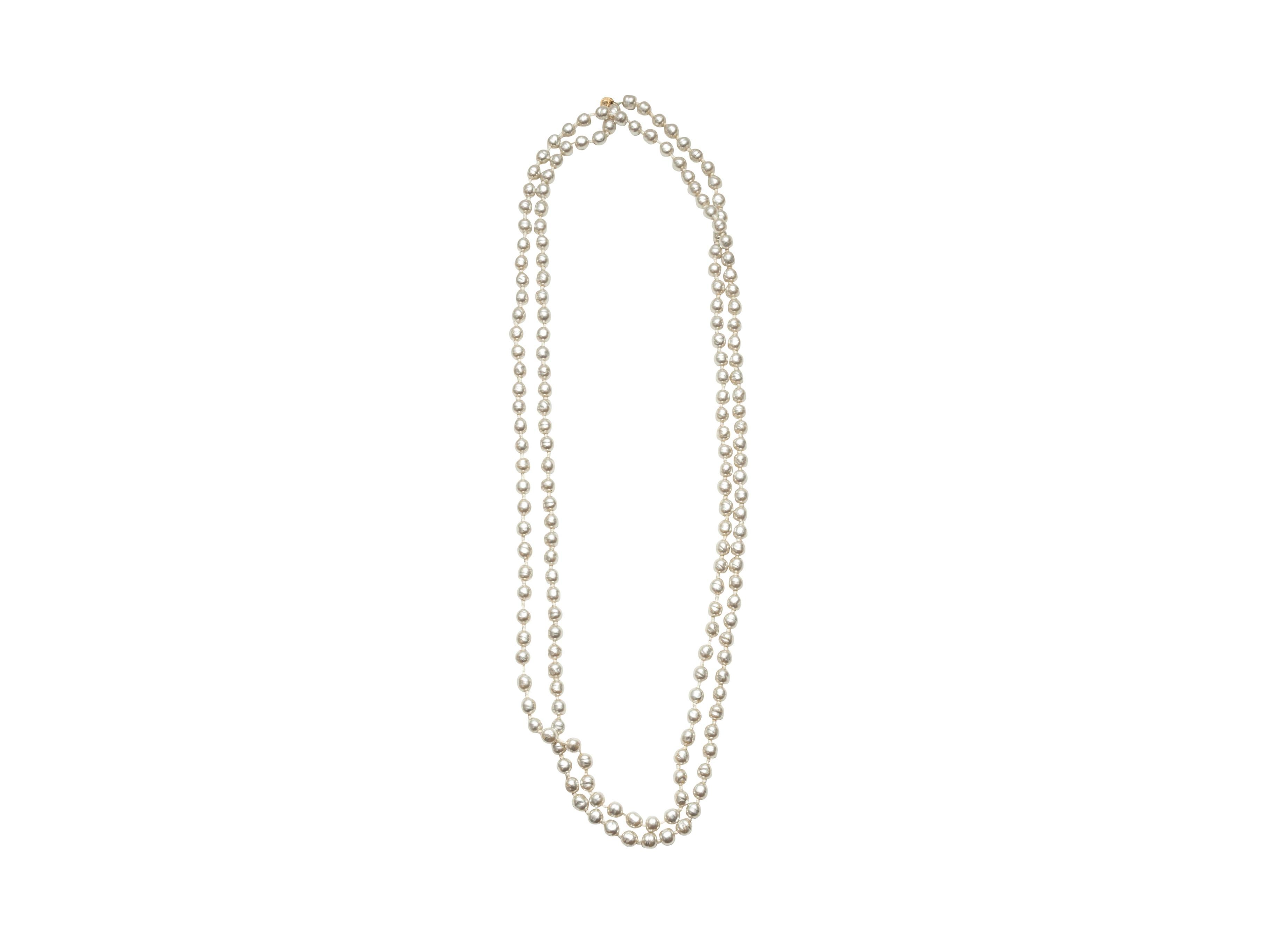Women's Chanel White 1981 Freshwater Pearl Necklace