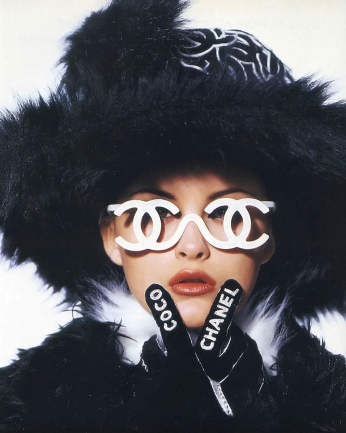 Chanel White 1994 Runway Karl Lagerfeld CC Logo Iconic Rare Sunglasses For Sale 9