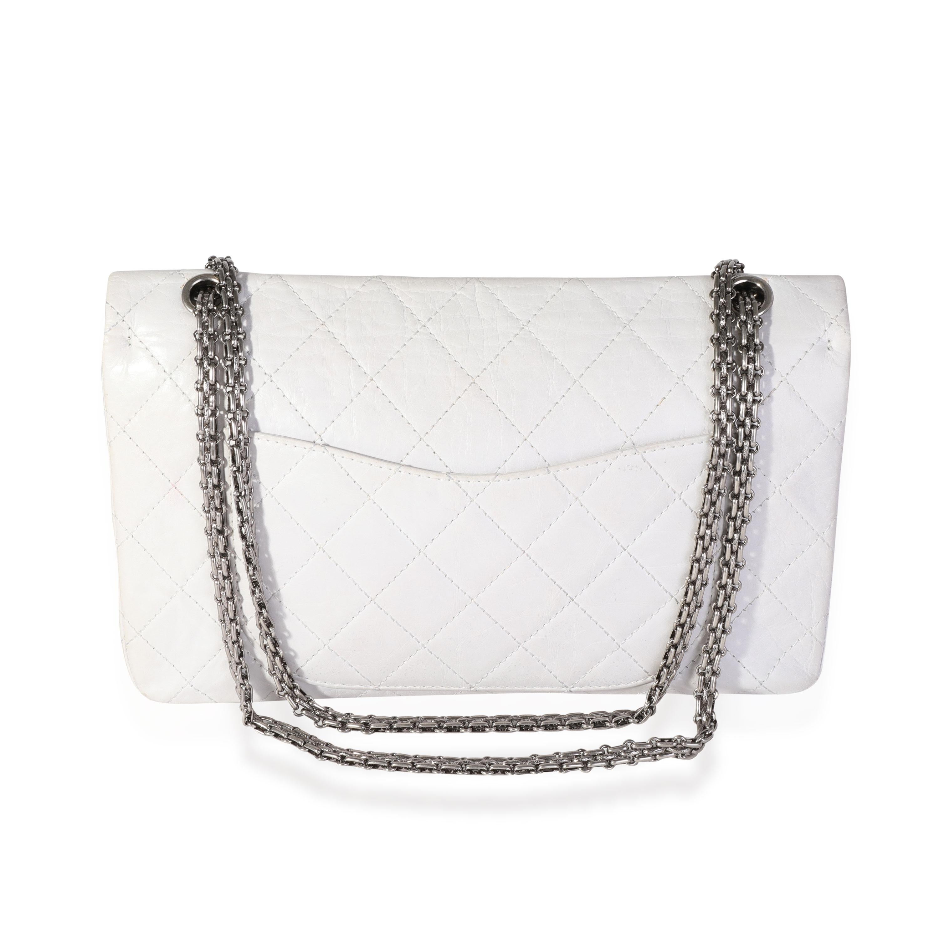 Chanel White Aged Calfskin Quilted 2.55 Reissue 227 Flap For Sale at ...