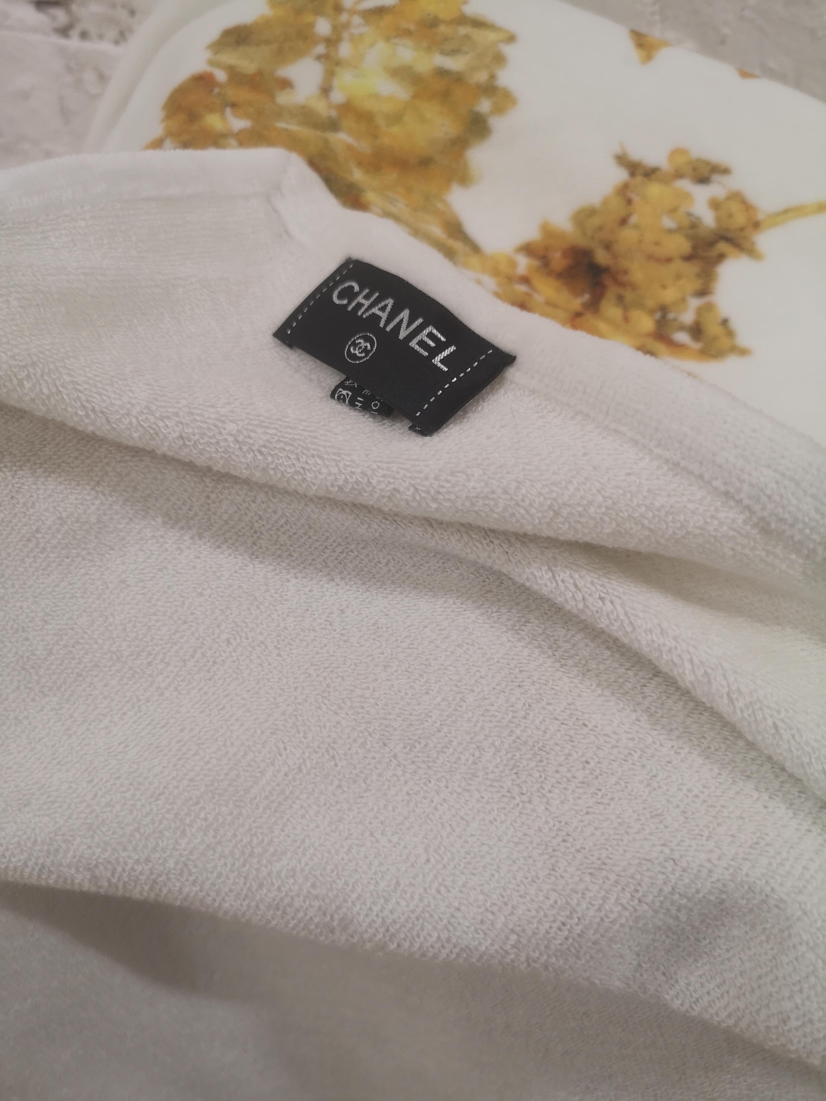 Chanel Umhängetasche in Weiß und Gold  im Zustand „Hervorragend“ im Angebot in Capri, IT