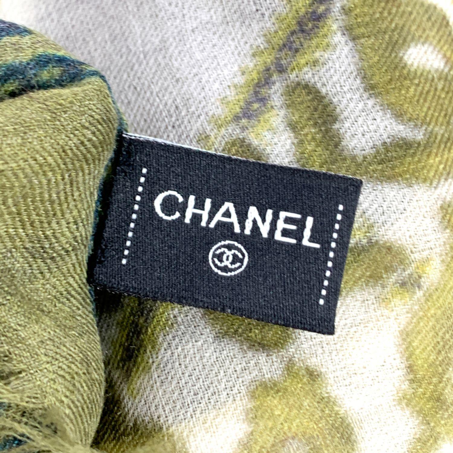 Chanel White and Green Cashmere Lattice Hearts Shawl Large Scarf 1
