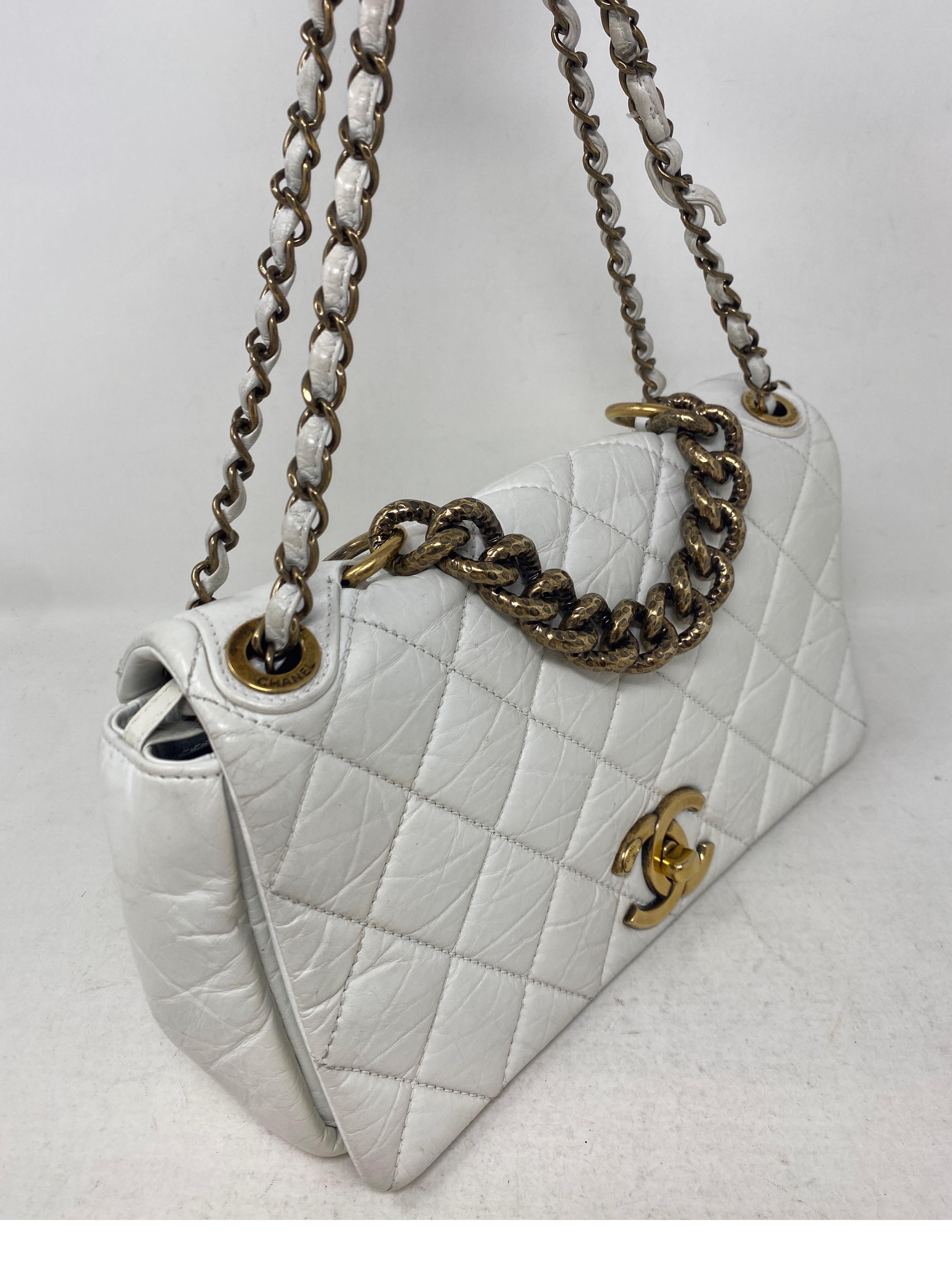 Chanel Weiße Tasche im Angebot 4