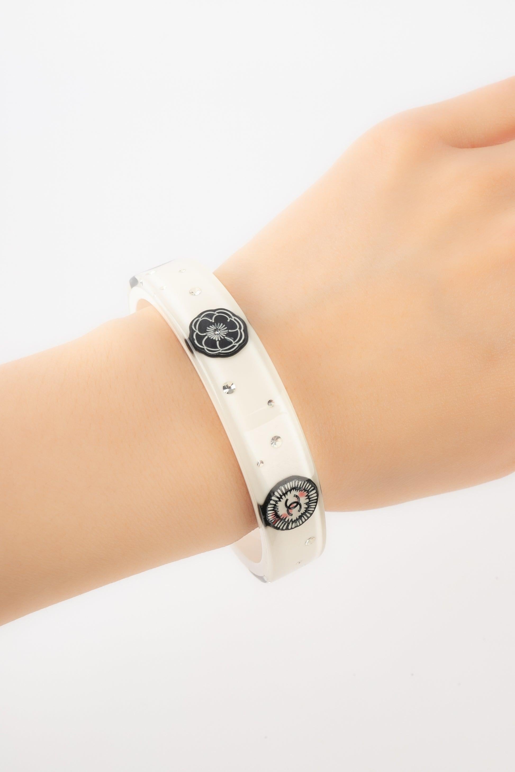 Chanel White Bakelite and Rhinestone Bracelet, 2012 3