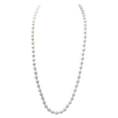 Chanel Collier de perles baroques blanches
