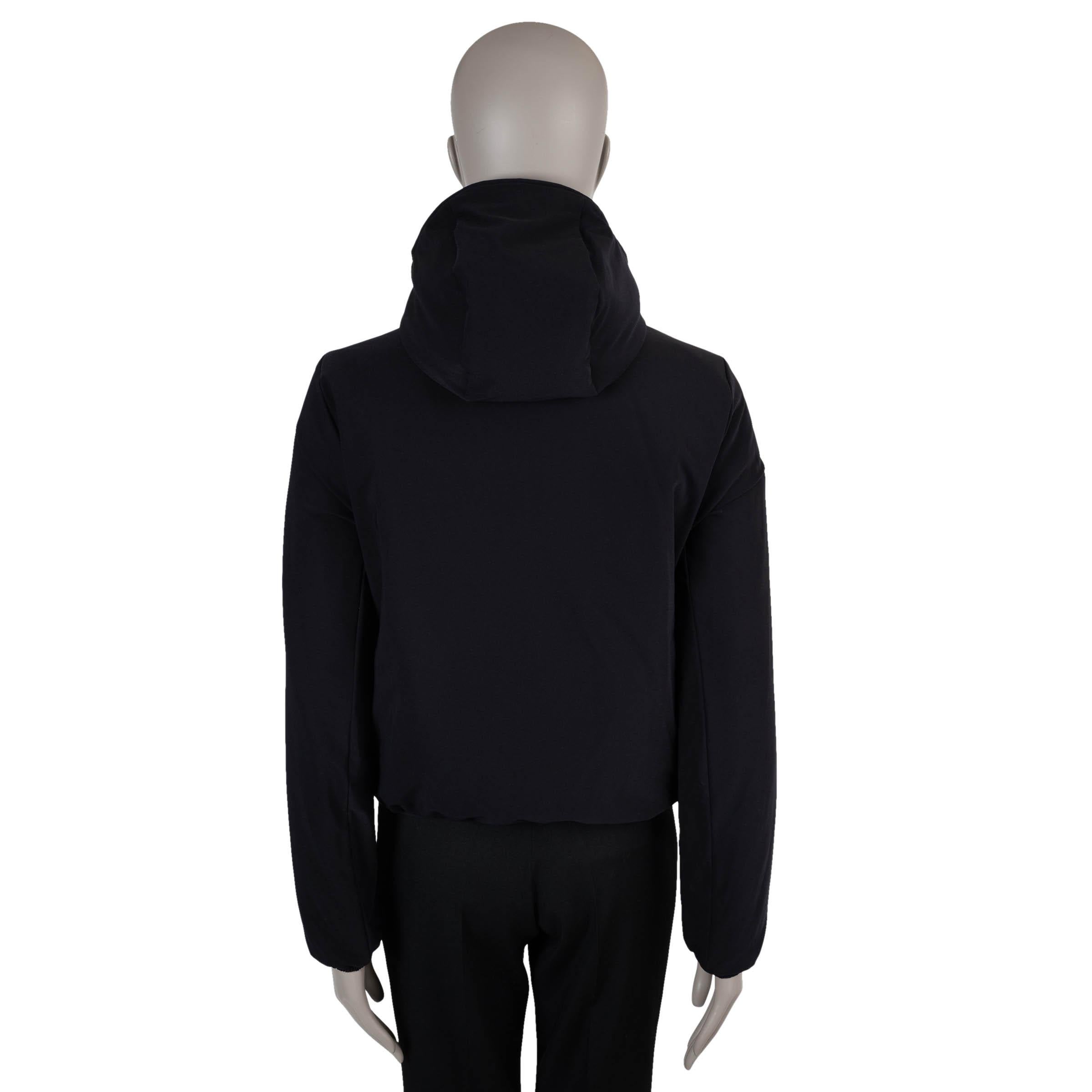 CHANEL white & black 21N COCO NEIGE LOGO SKI Puffer Jacket XS For Sale 3