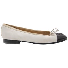 Chanel White & Black Ballet Flats - Size 35