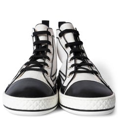 CHANEL white & black canvas 2019 19S HIGH-TOP Sneakers Shoes 42 fit 41