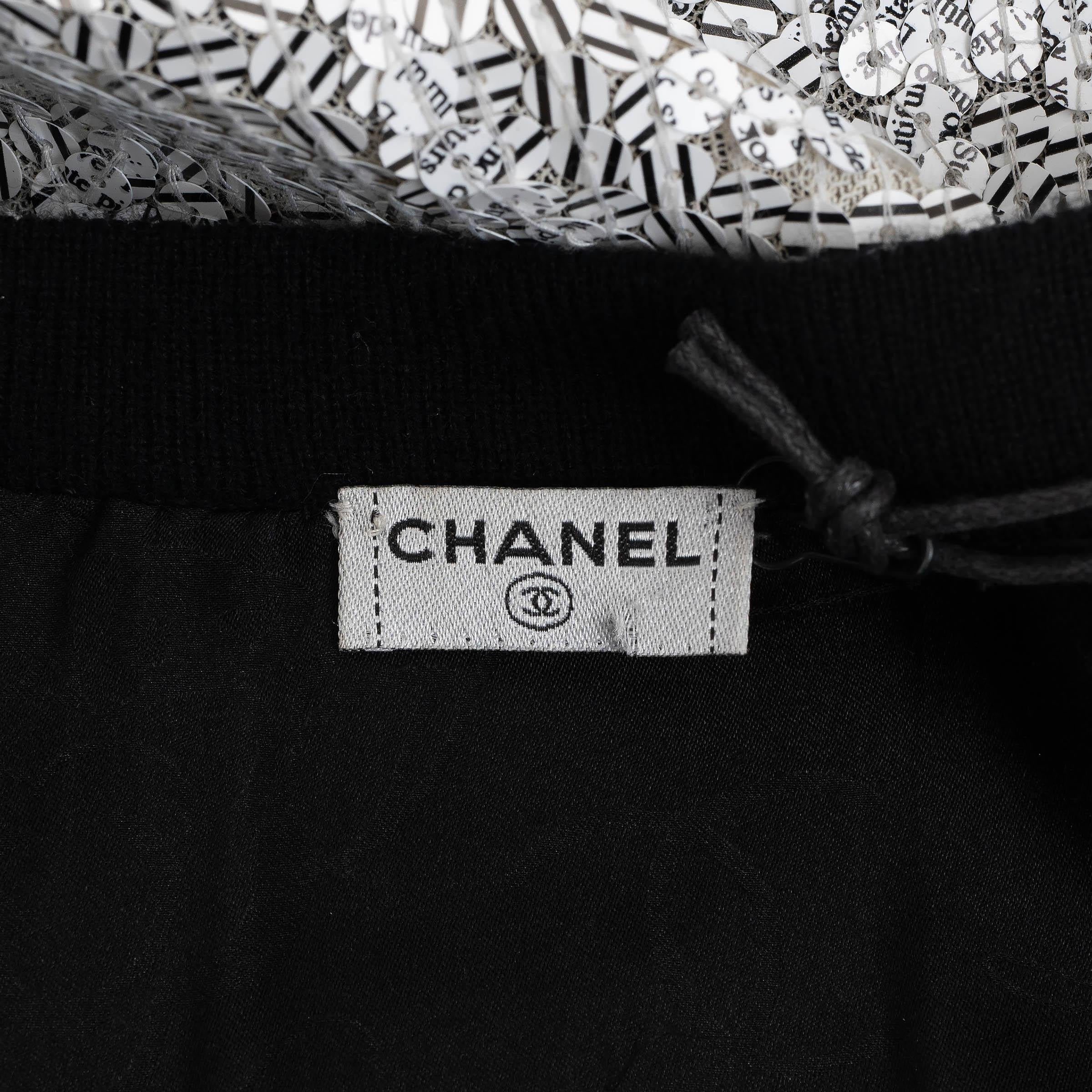 CHANEL white & black cashmere 08P SEQUIN Cardigan Sweater M For Sale 2