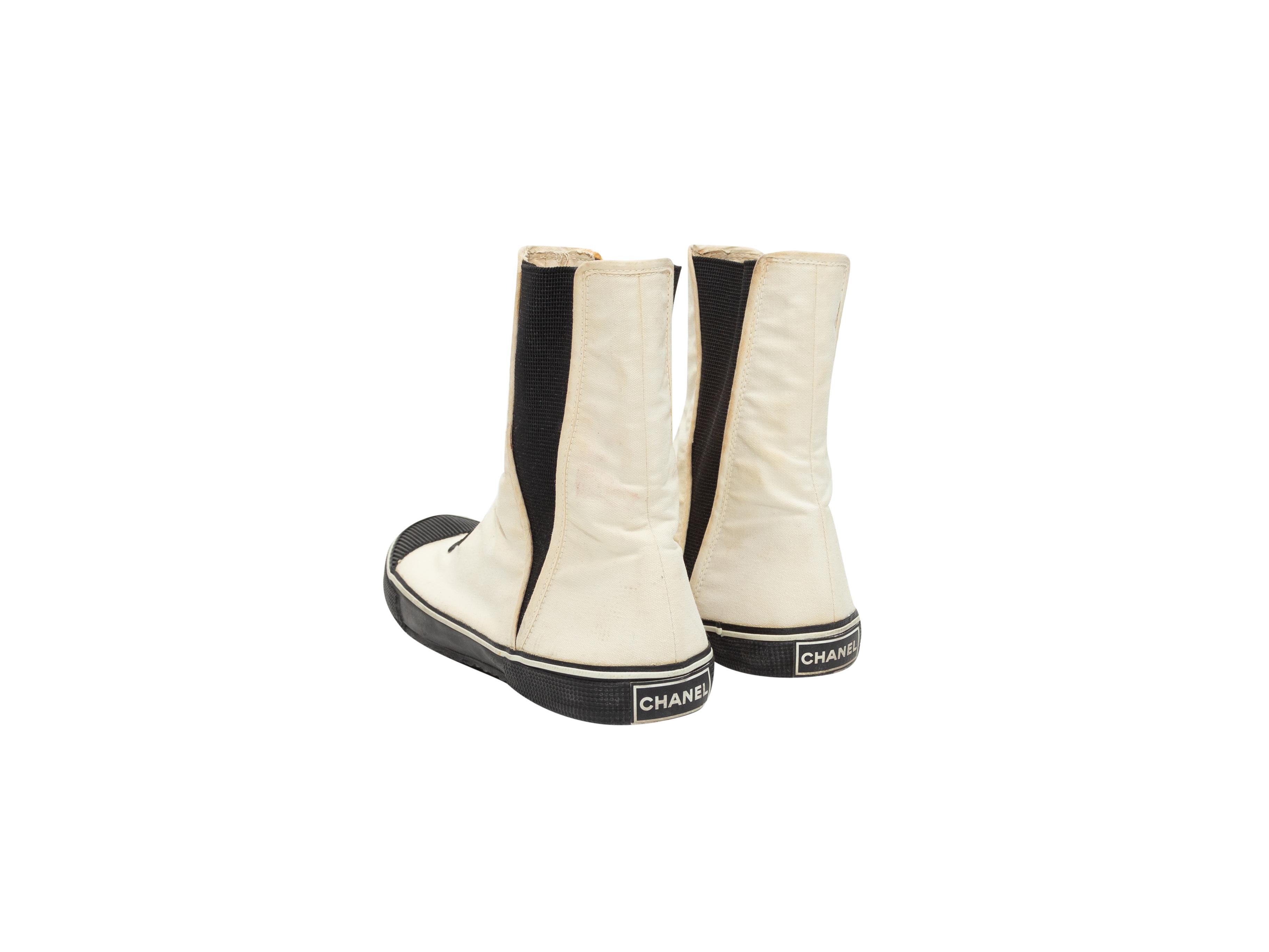 Beige Chanel White & Black CC Canvas Boots 36