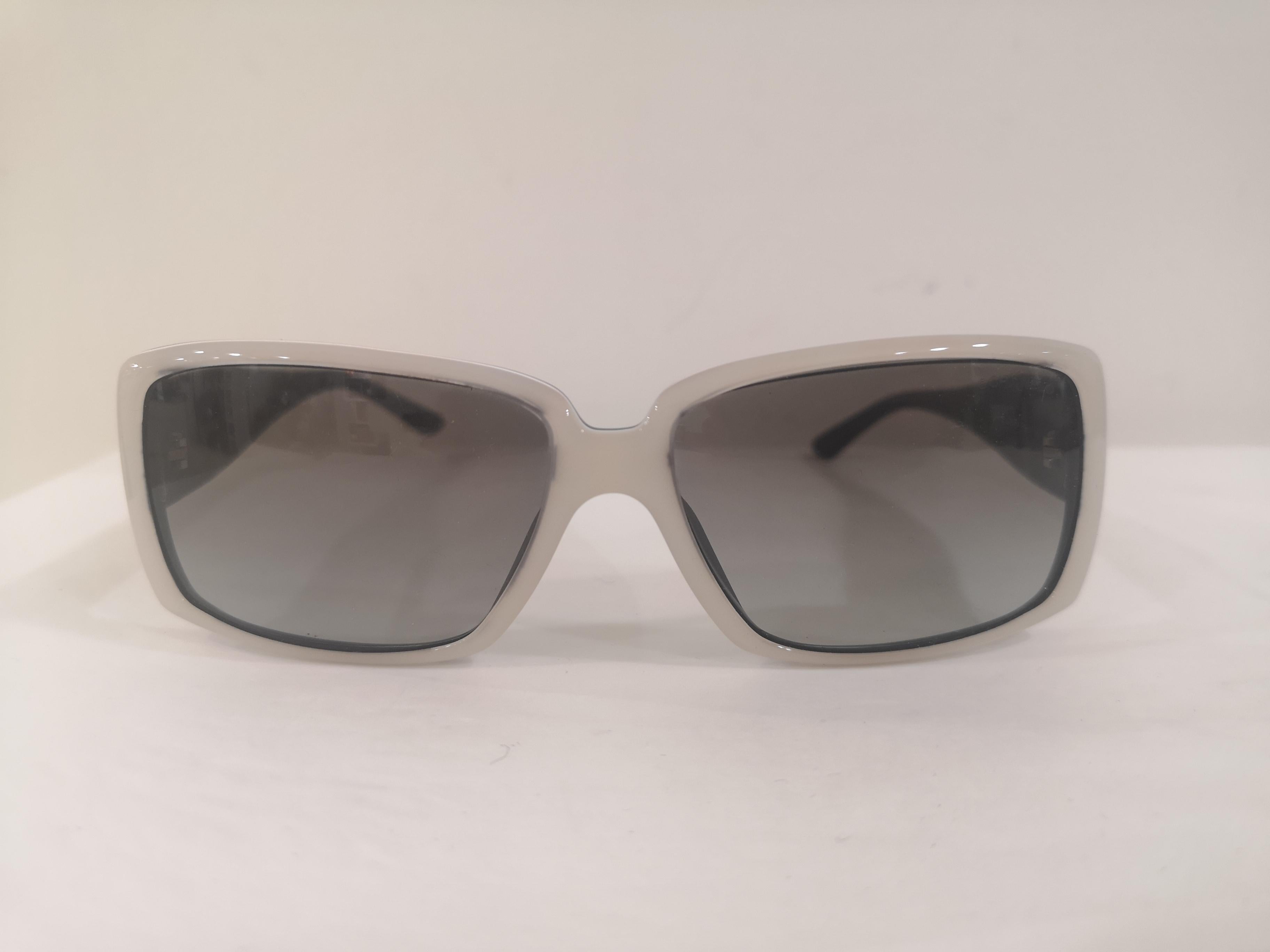 Chanel white black CC Sunglasses 6