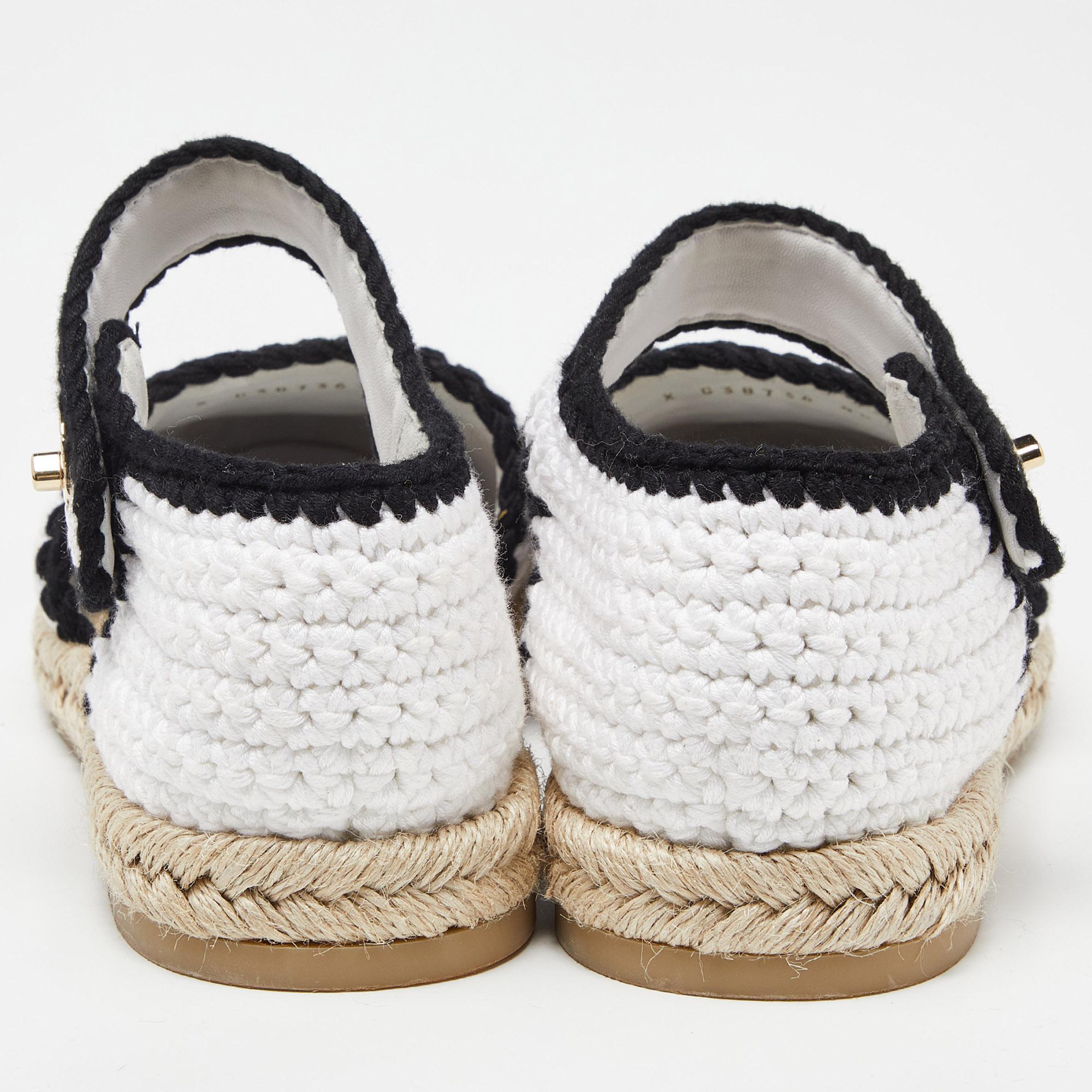 Chanel White/Black Crochet Cotton Blend Ankle Strap Espadrilles Size 40 2