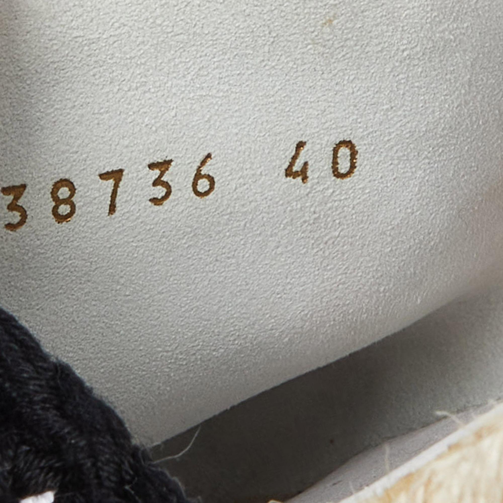 Chanel White/Black Crochet Cotton Blend Ankle Strap Espadrilles Size 40 4