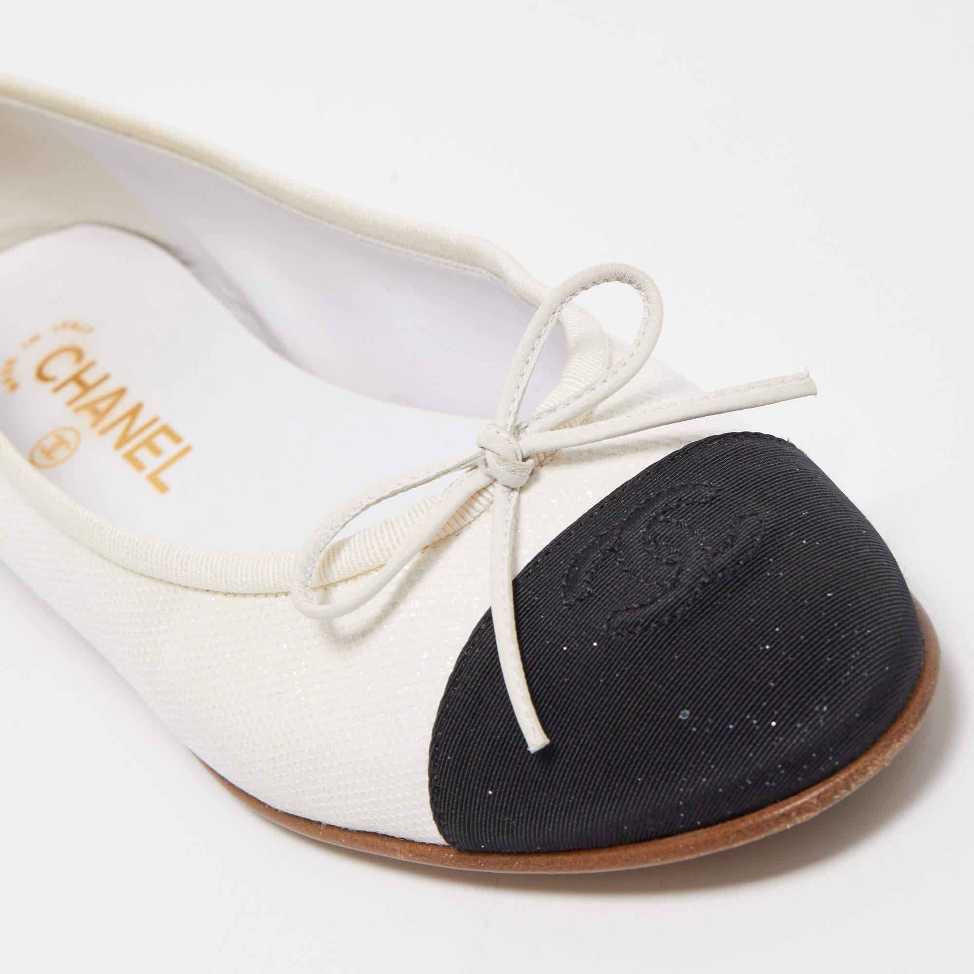 Women's Chanel White/Black Glitter And Canvas CC Cap Toe Bow Ballet Flats Size 39.5