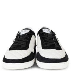 CHANEL white & black leather 26S LOW TOP Sneakers Shoes 38.5 G47274