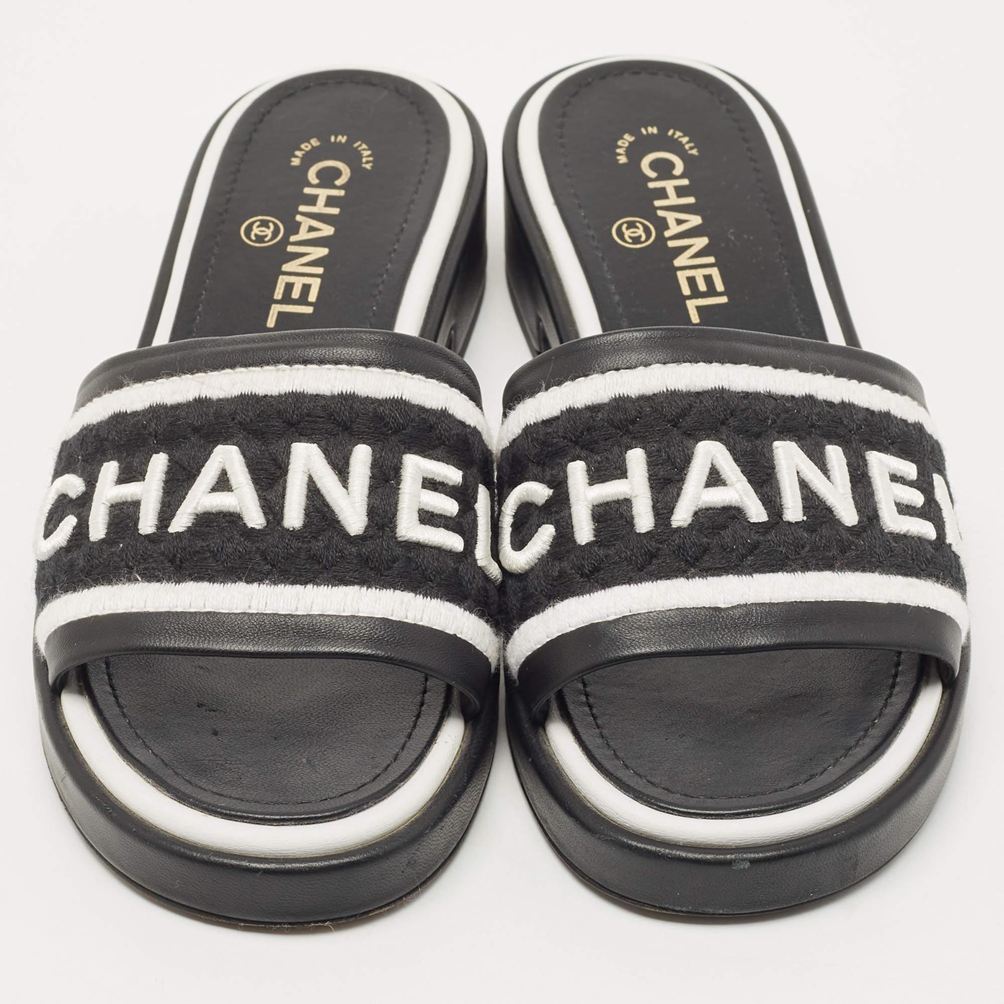These lovely Chanel sandals will bring you the right amount of style and shine. They feature brand name-detailed straps on the vamps made from leather & canvas and features durable soles. They are pretty and easy to flaunt.

Includes: Original