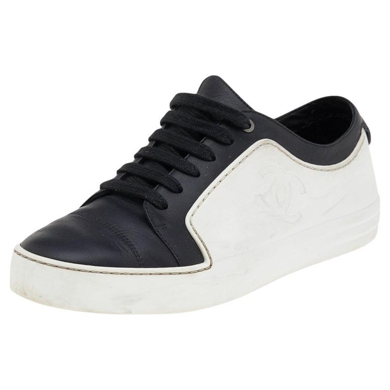 Chanel White/Black Leather And Rubber CC Low Top Sneakers Size