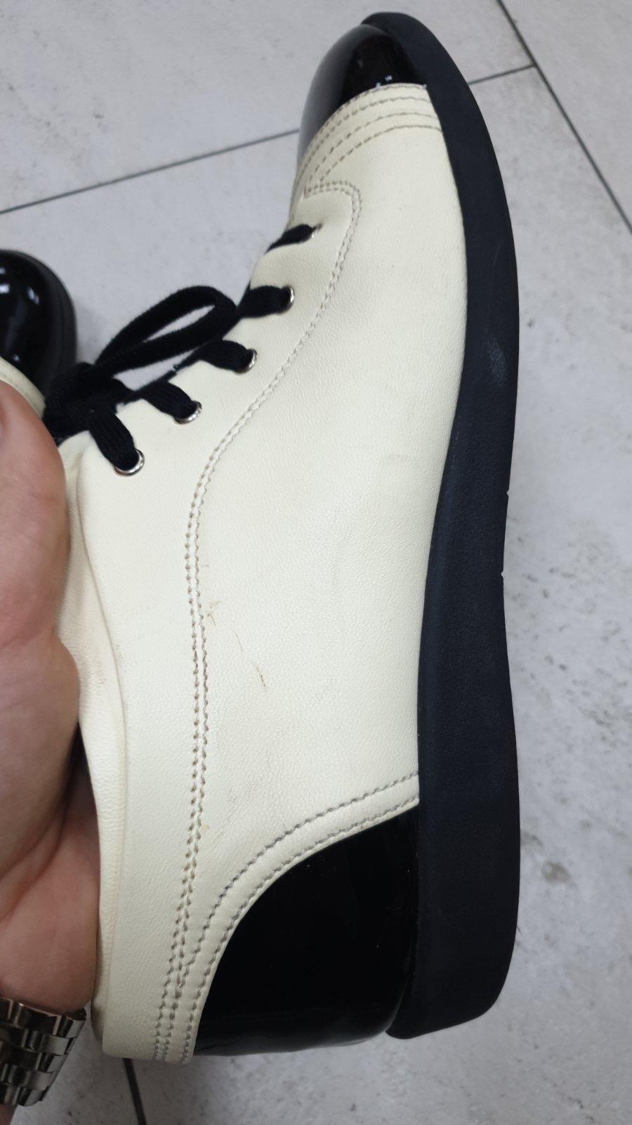 Chanel White Black Patent Leather Captoe CC Logo Sneakers 6