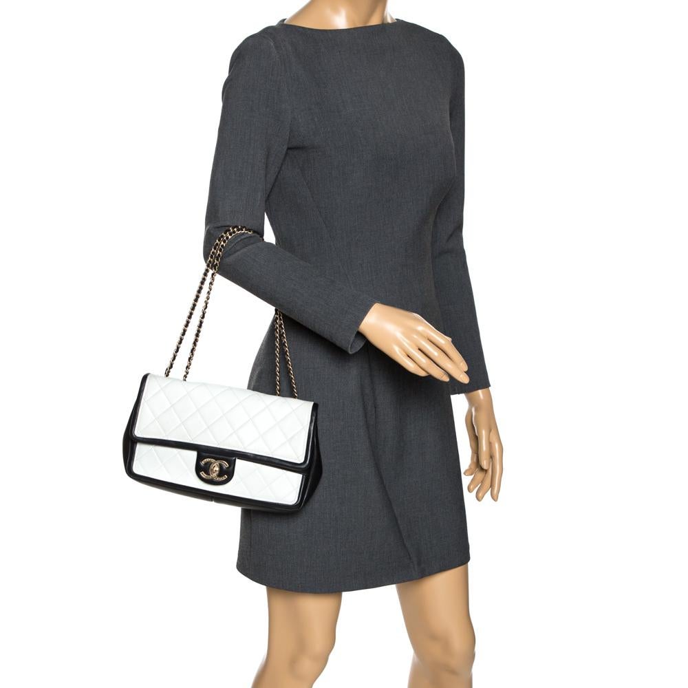 chanel black and white bag