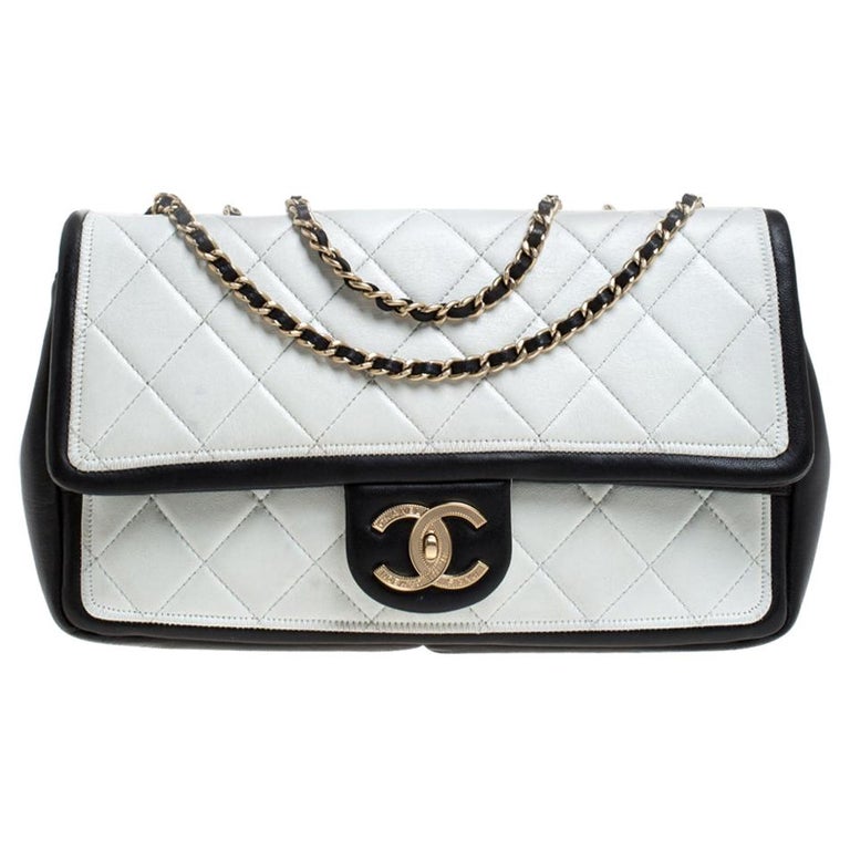 Chanel White/Black Quilted Leather Medium Graphic Flap Bag at 1stDibs