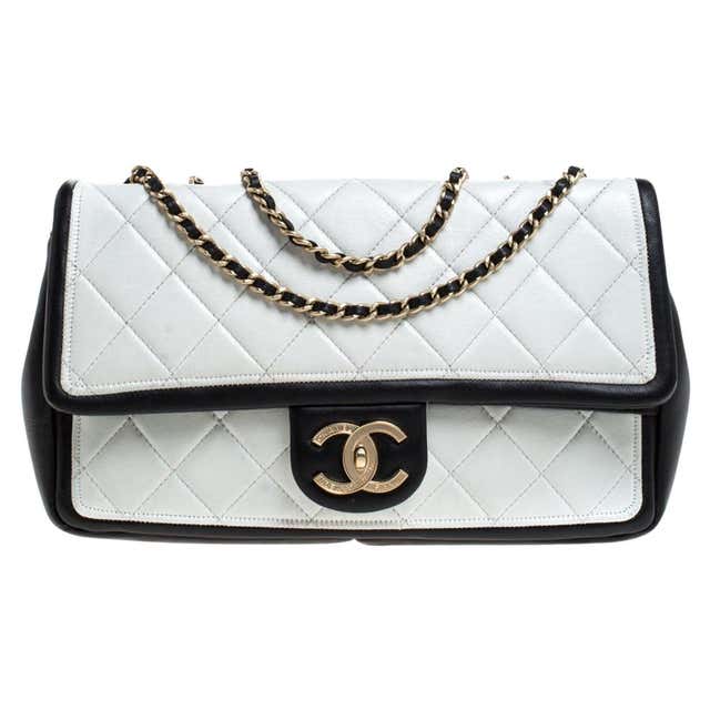 Chanel White/Black Quilted Leather Medium Graphic Flap Bag For Sale at ...