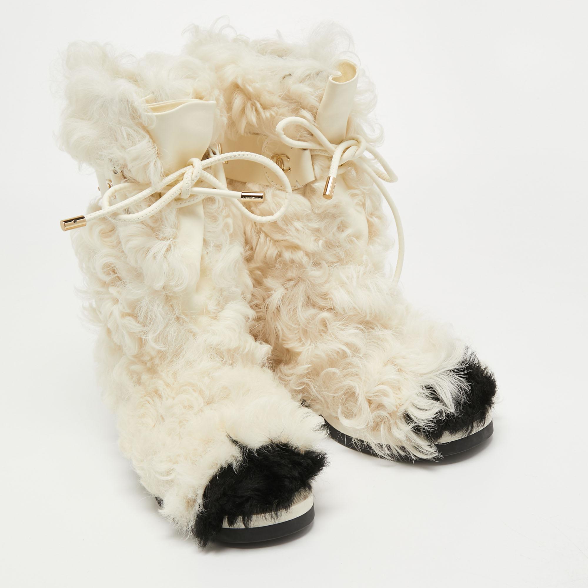 chanel fur boots