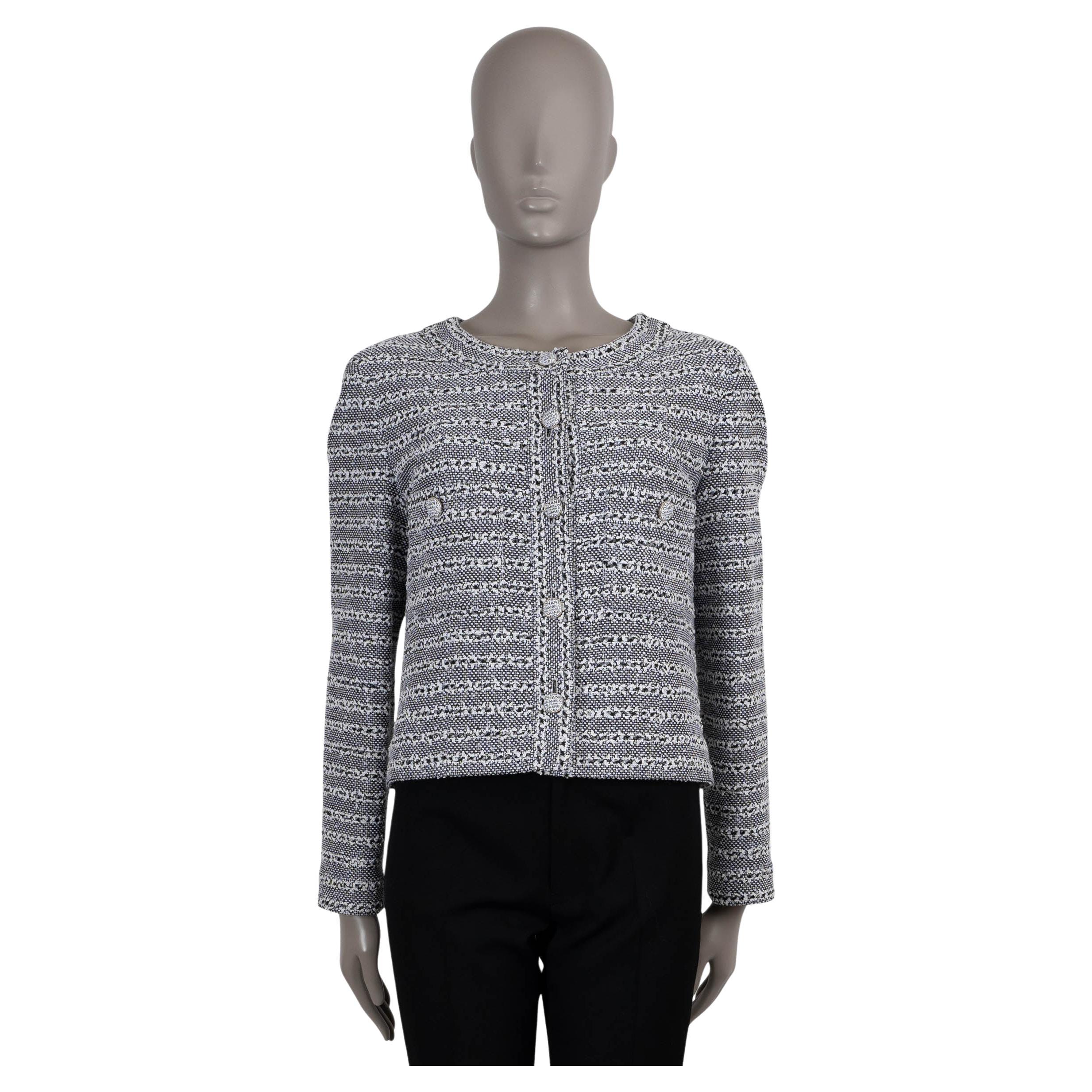CHANEL weiß schwarz silber Baumwolle 24P IRIDESCENT TWEED Jacke 44 passt 40 M im Angebot