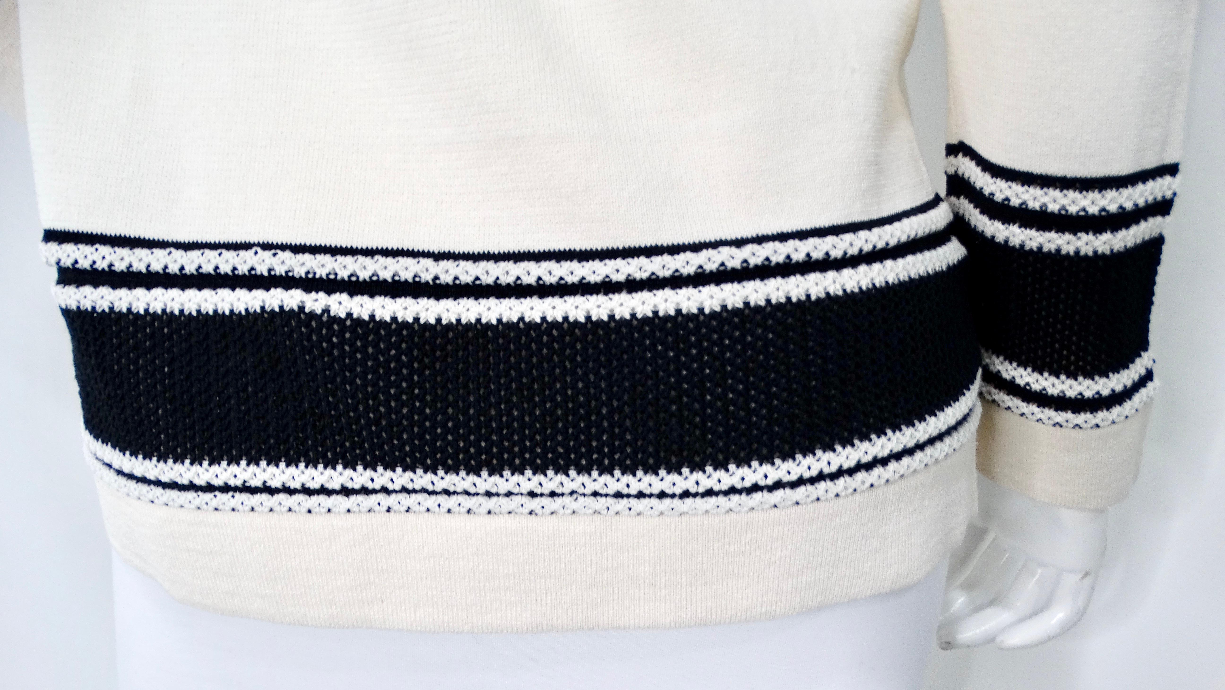Chanel Cardigan con scollo a V a righe bianche e nere 2019 in vendita 3