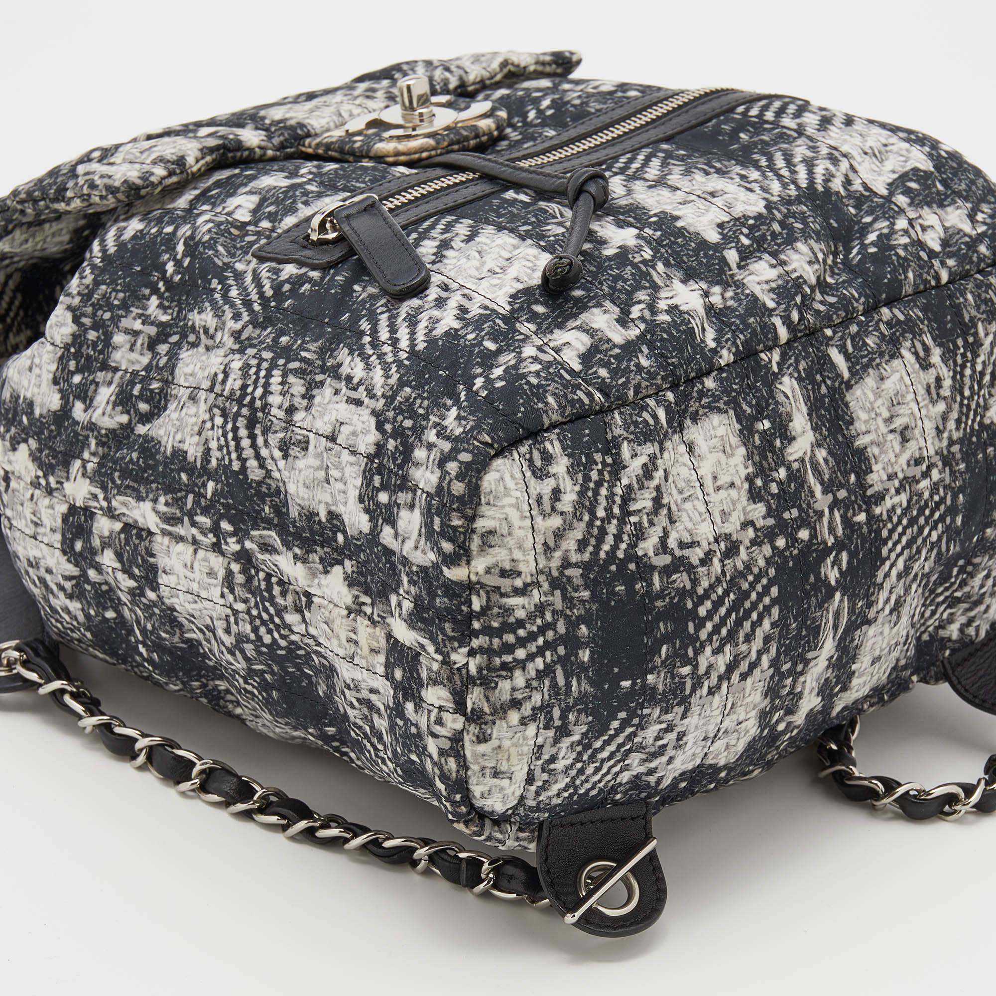 Chanel White/Black Tweed Print Nylon Medium Drawstring Backpack 7