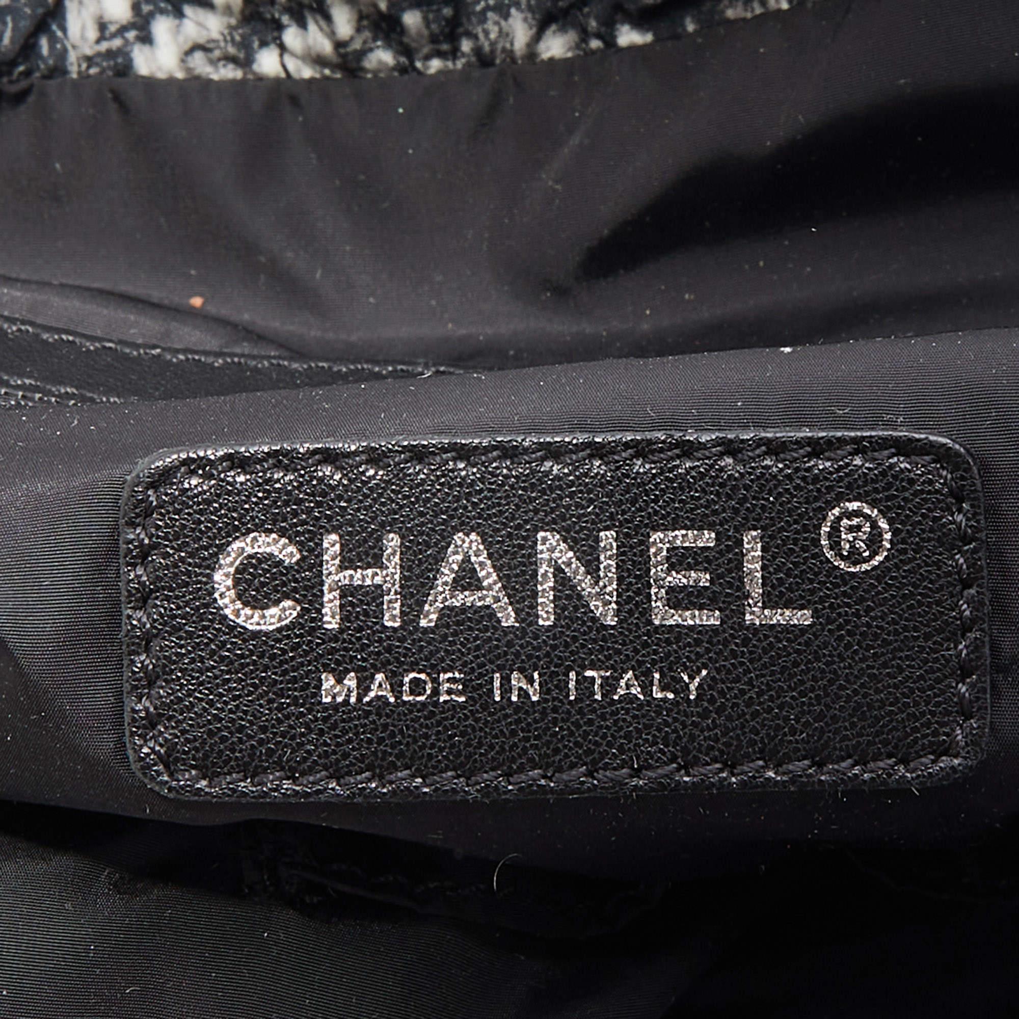 Chanel White/Black Tweed Print Nylon Medium Drawstring Backpack 5