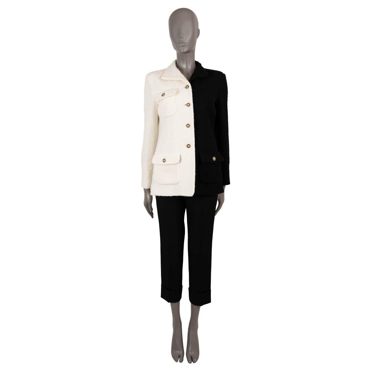 CHANEL white & black wool 2020 20A 31 RUE CAMBON TWEED Jacket 38 S For Sale 1