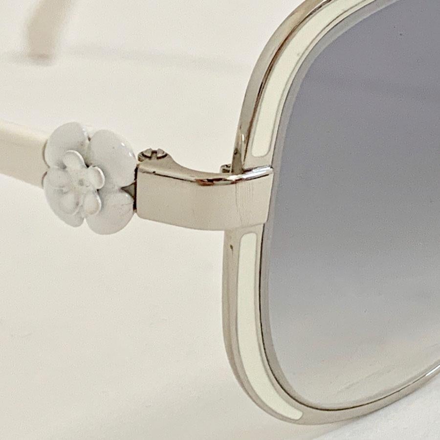 CHANEL White Camellia Glasses 3