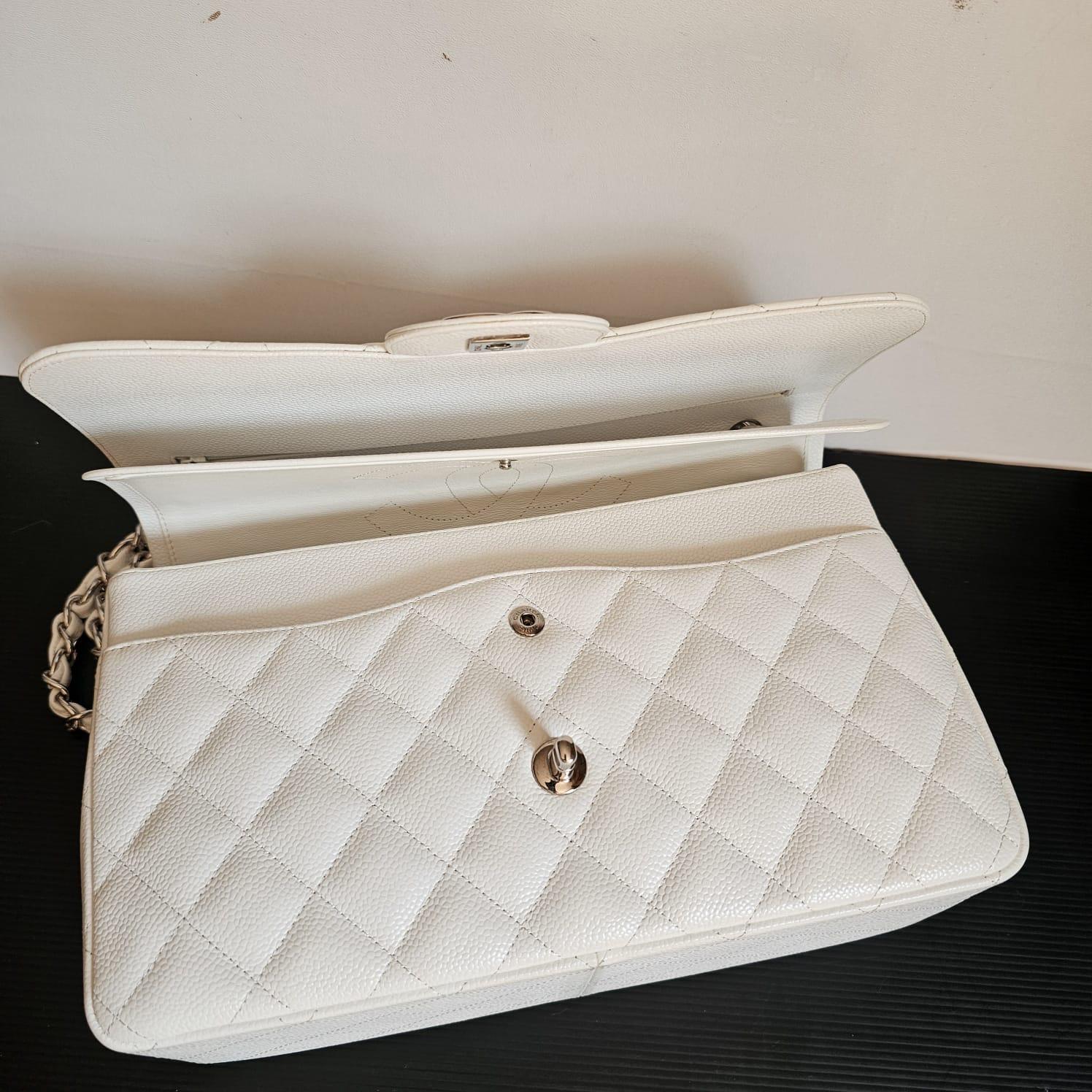Chanel White Caviar Jumbo Double Flap Bag For Sale 3