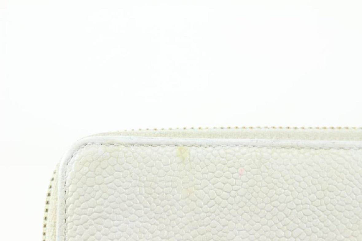 Chanel CC Logo Brieftasche mit Reißverschluss aus weißem Kaviarleder Continental 930c13  im Angebot 7
