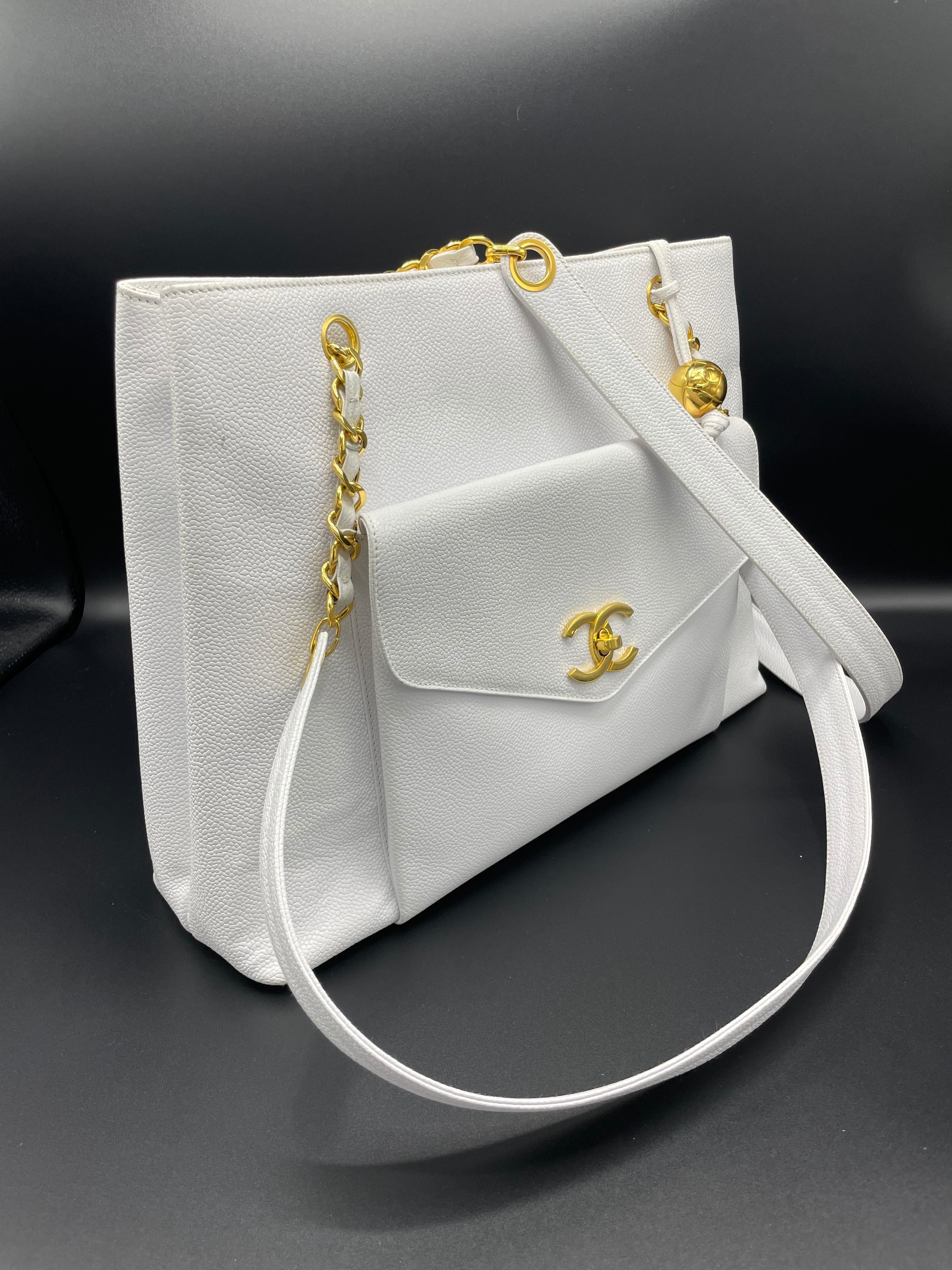 Chanel White Caviar Leather Front Pocket Tote Bag For Sale 1