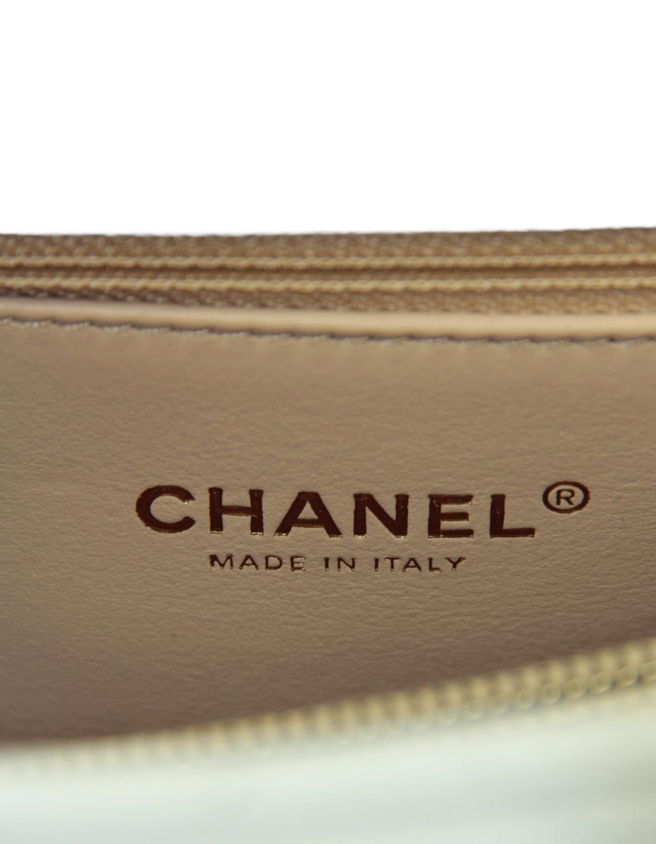 Chanel White Caviar Leather Quilted Small Coco Handle Flap Bag For Sale 4
