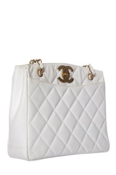 CHANEL White Caviar Leather Shoulder Bag