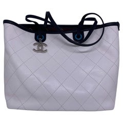 CHANEL White Caviar Leather Tote Zipper Black Trim w/ Pouch Authentic