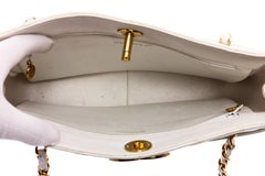 Chanel White Caviar Leather Vintage CC Quilted Tote Bag