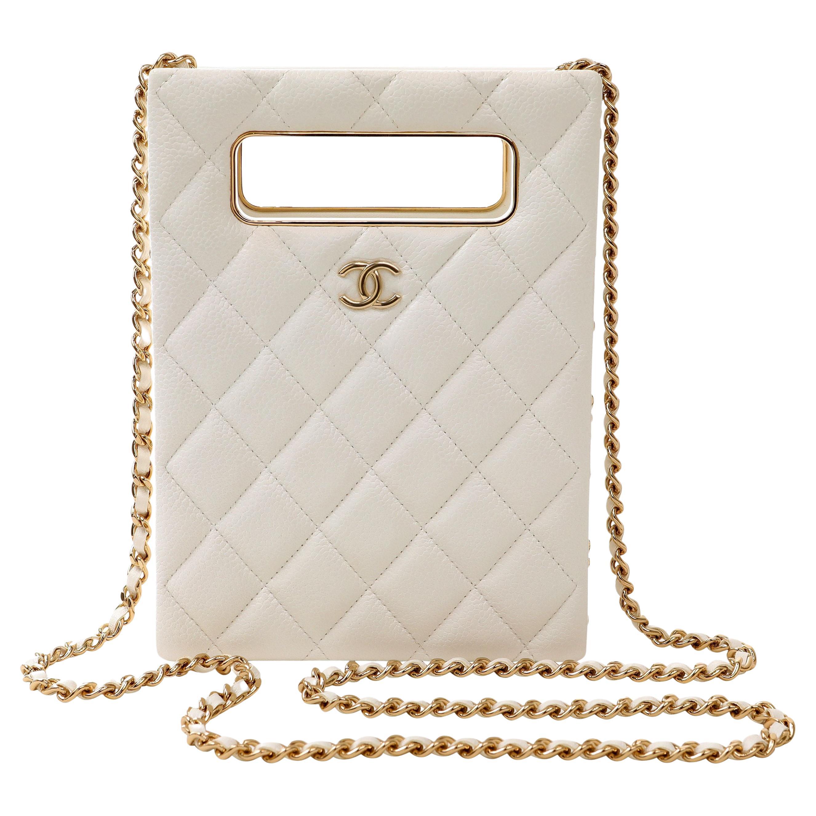 Chanel White Crossbody Bag - 77 For Sale on 1stDibs