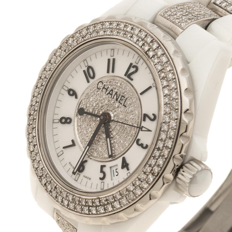 A perfect watch for both day and night use, this gorgeous Chanel J12 timepiece is chic yet wearable for a luxurious look. With a white ceramic and stainless steel bracelet and case, this piece is made special with its studded diamonds which continue