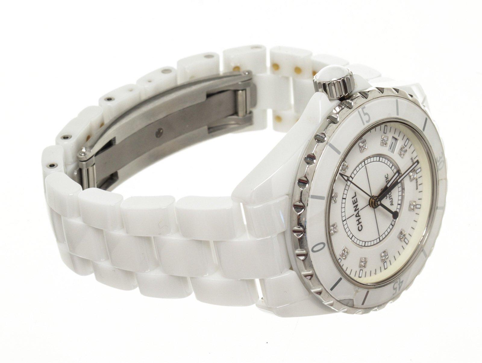 Chanel White Ceramic Watch with gold-tone hardware.

47251MSC