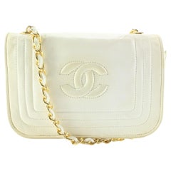 Used Chanel White Chanel Round Diana Flap GHW Chain Crossbody 3CH424C
