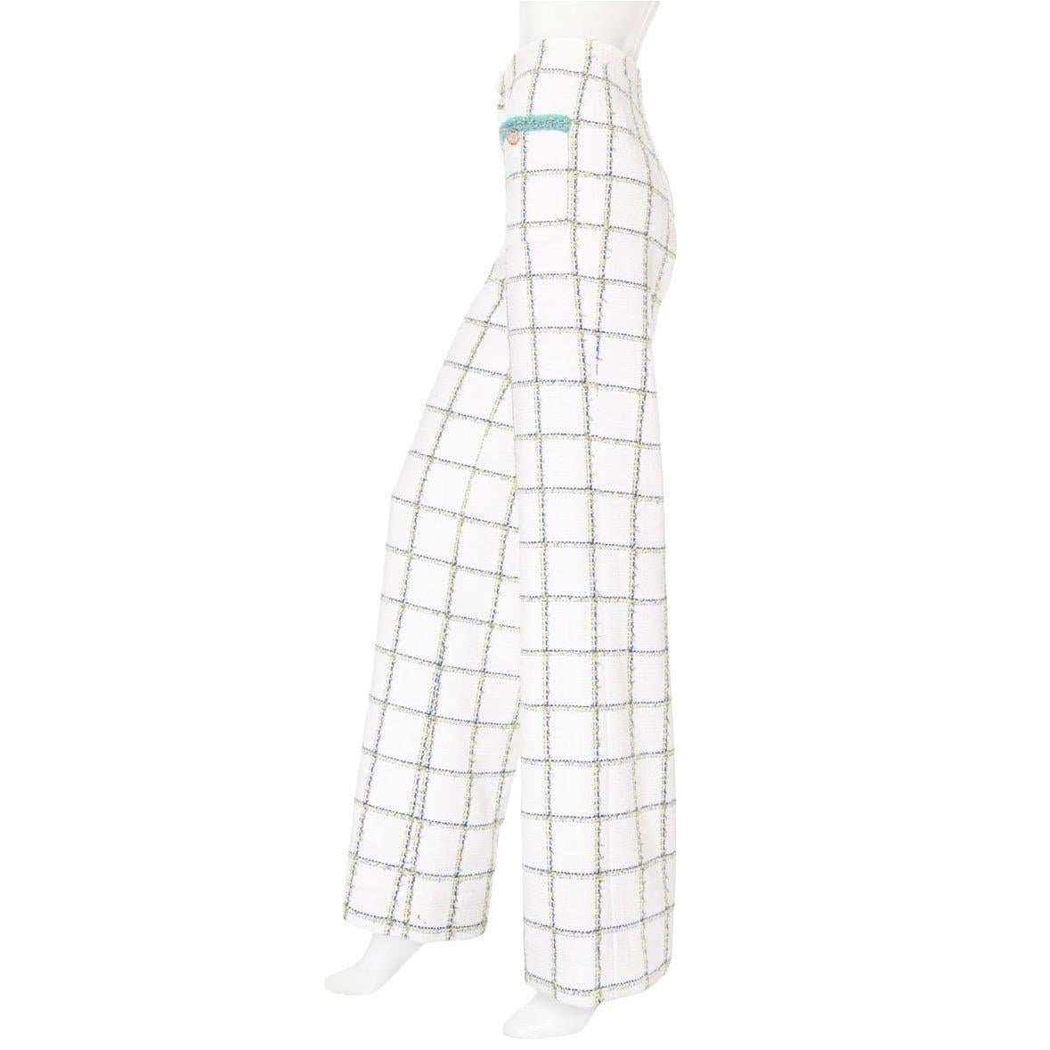 Chanel White Checkered Tweed Patch Pocket Wide-Leg Pants Cruise 2021 In Excellent Condition For Sale In Los Angeles, CA