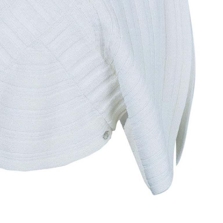 Chanel White Circular Knit Top S For Sale at 1stdibs