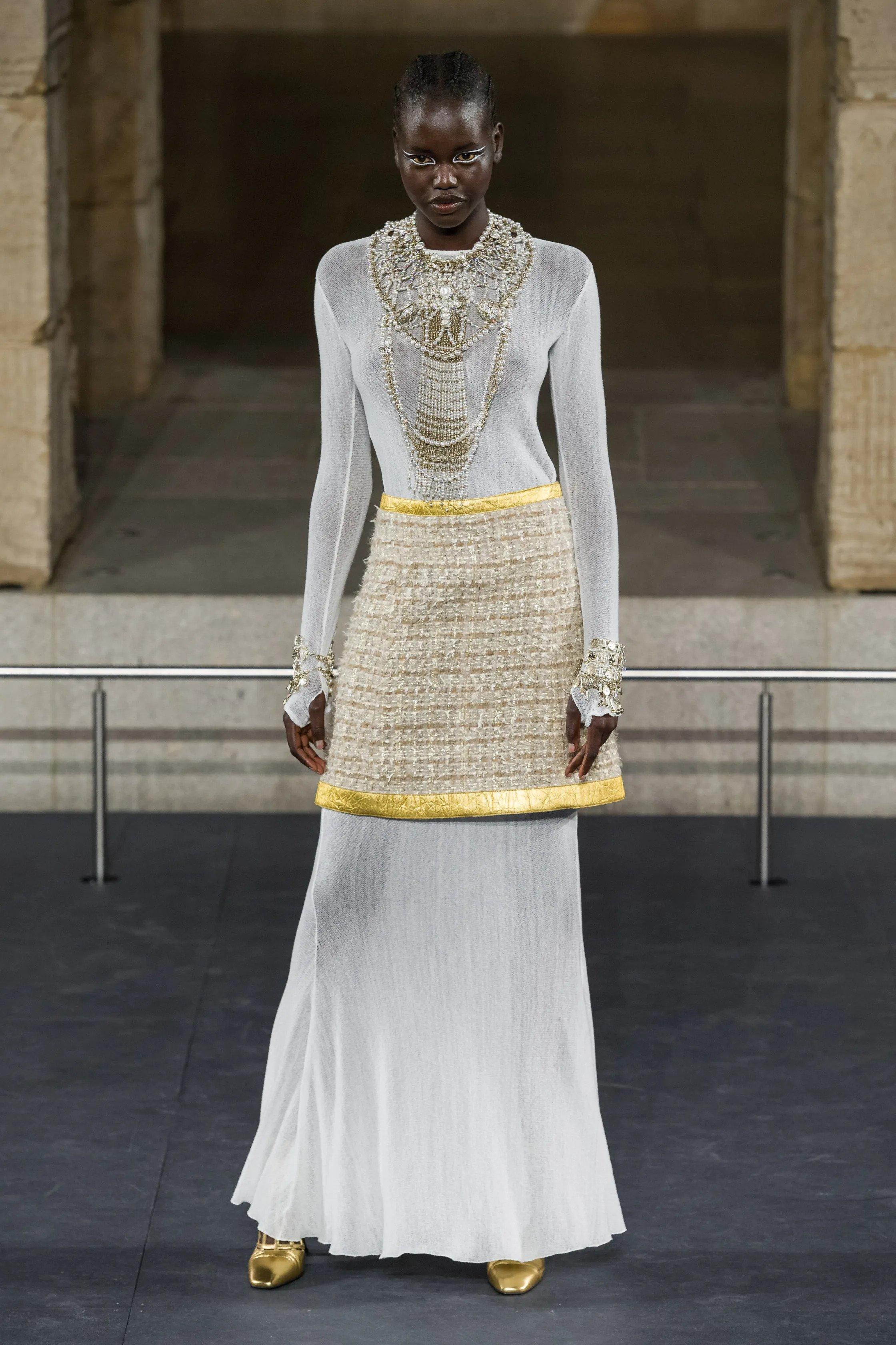 Women's CHANEL white cotton 2019 19A NEW YORK SEMI SHEER MAXI Dress 38 S