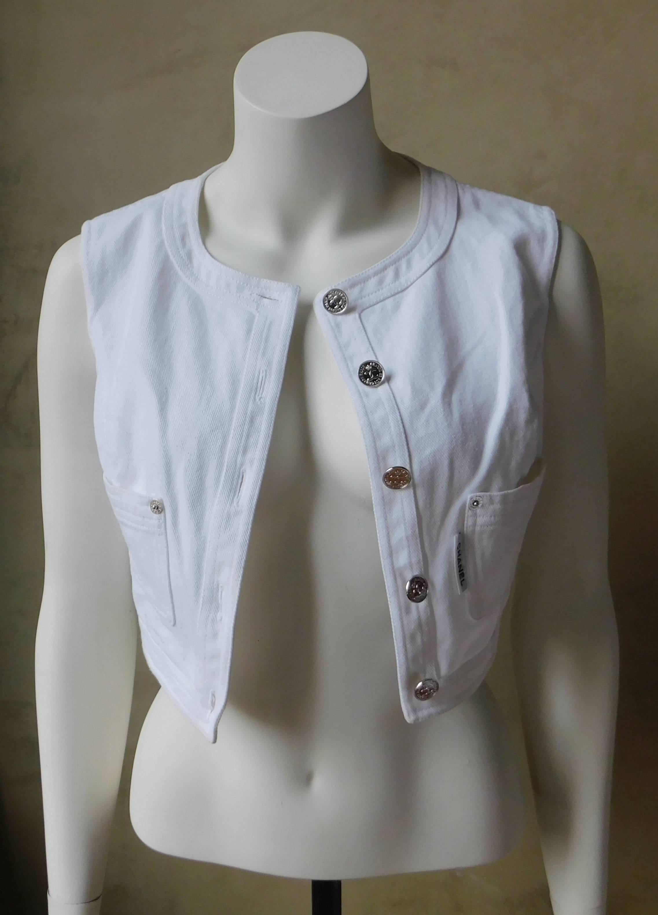 Chanel White Cotton Denim Vest with Silver Buttons 3