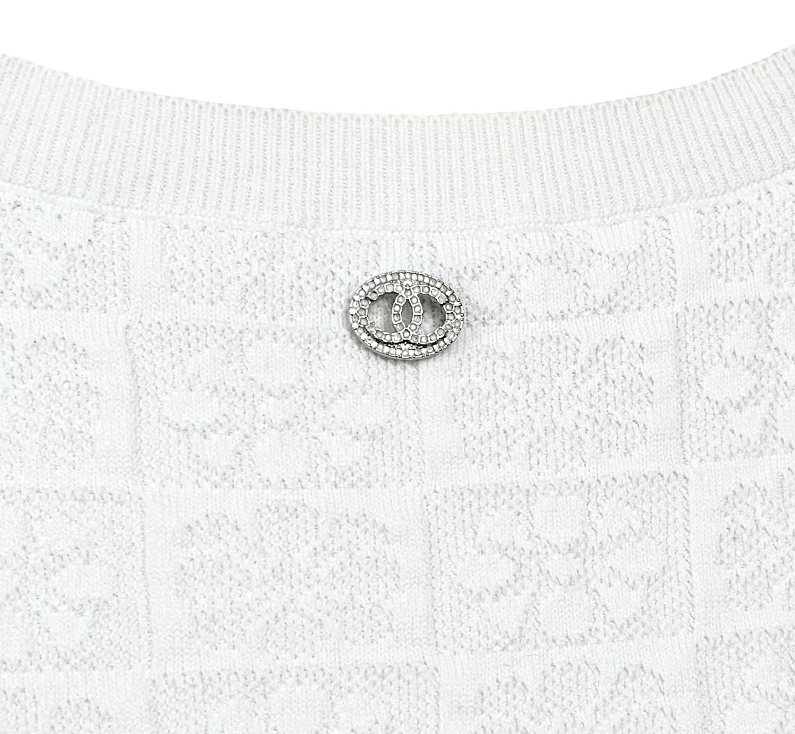 Chanel Weißes ärmelloses Kleid mit Fransen aus Baumwolle (Grau)