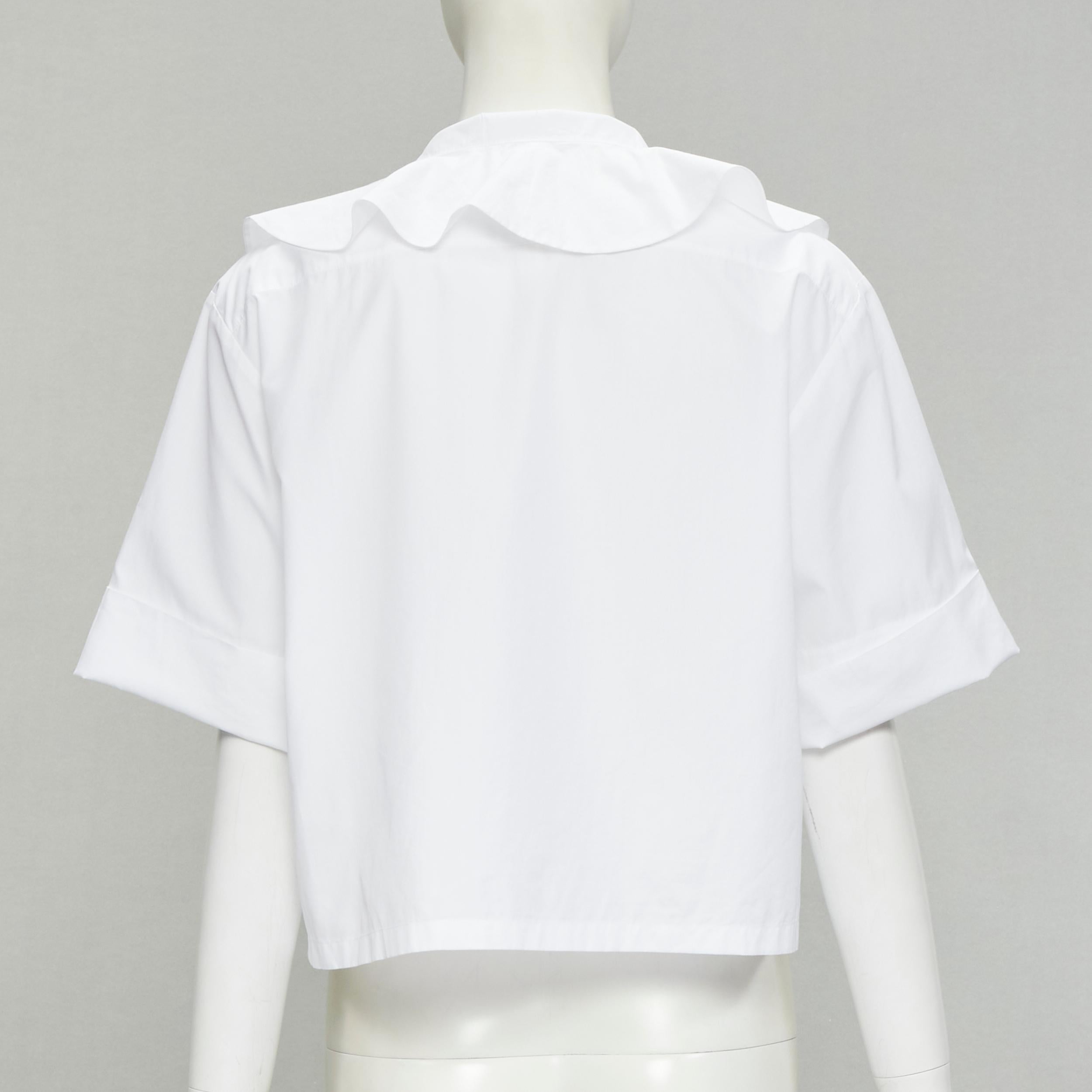Women's CHANEL white cotton gold pearl CC button double pocket boxy cropped shirt FR40 M For Sale